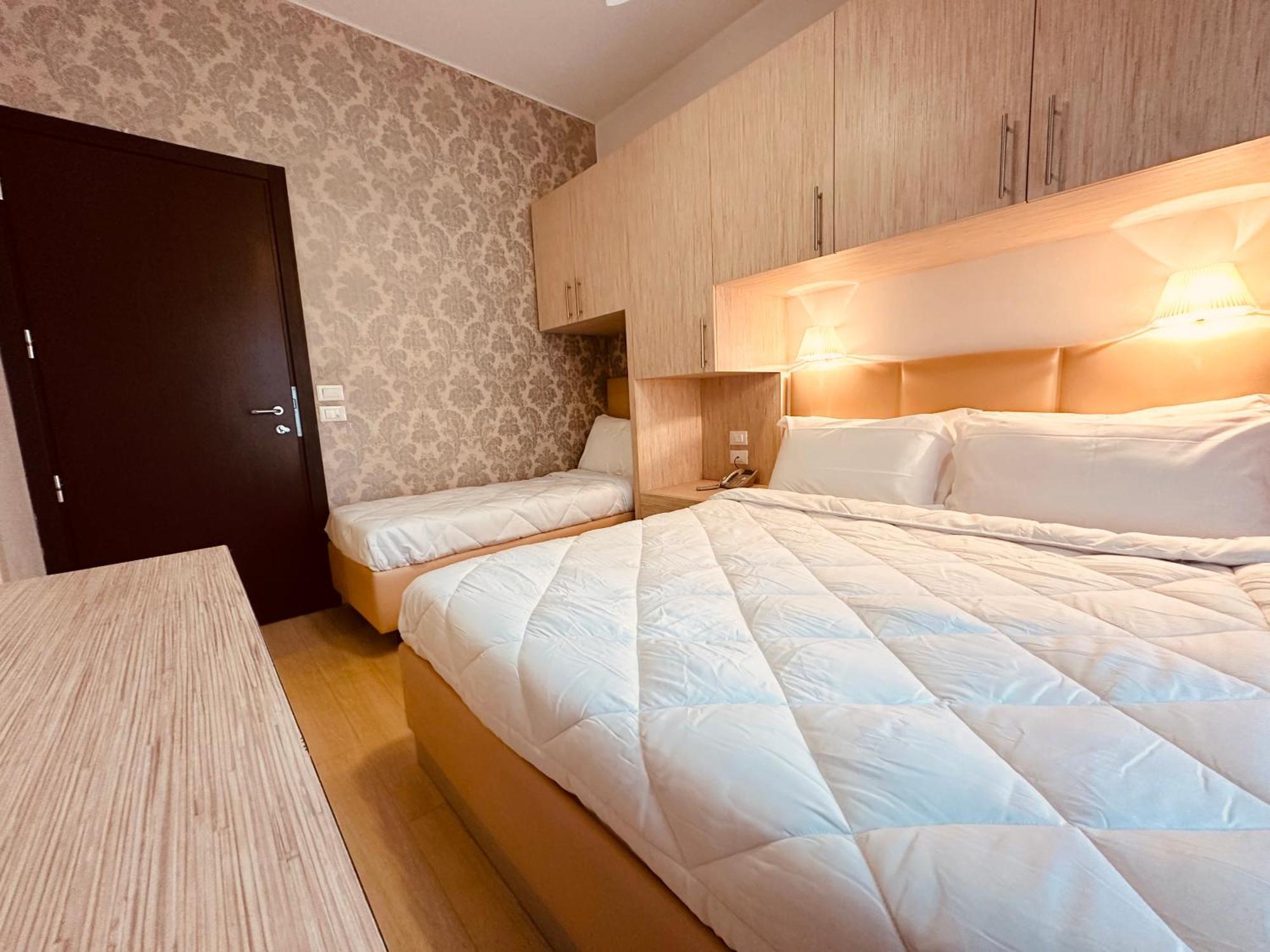 Hotel Miramare - Spa & Suites - Free Breakfast & Brunch Until 13-00 Cervia Ruang foto